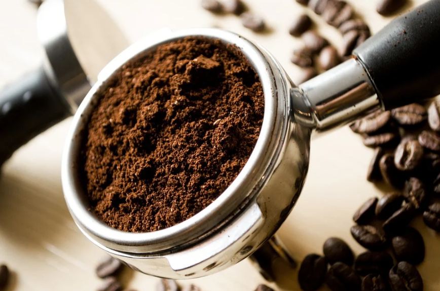 Many people prefer a grinded coffee instead of coffee beans.
